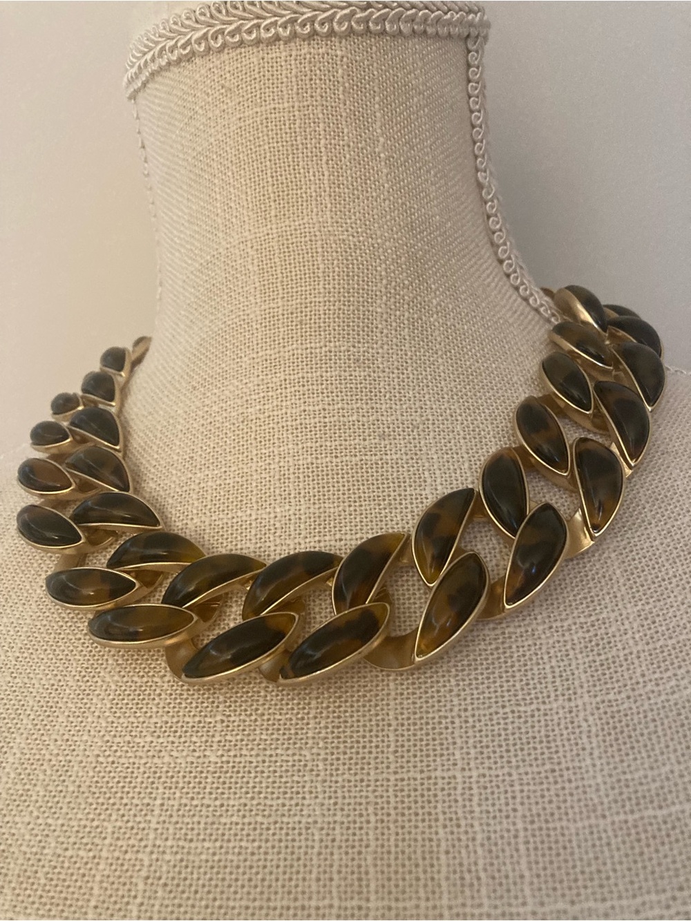 Patricia Nash Tortoise Link Necklace